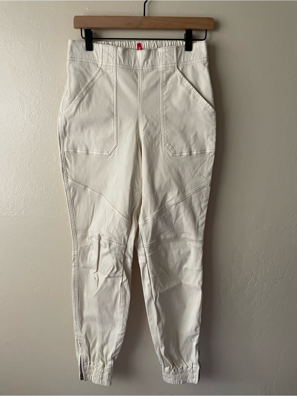 Spanx ivory Utility Stretch ankle zip pull on Jogger Pants